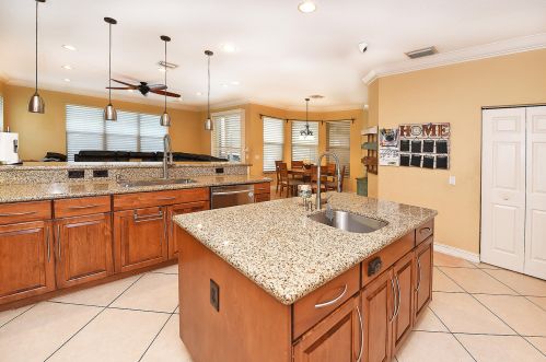 8938 Hidden Acres Dr, Boynton Beach FL  33473-4854 exterior