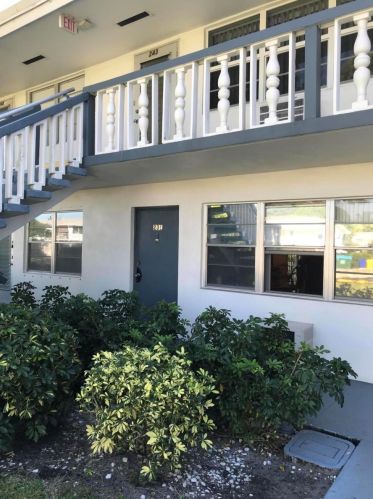 243 Sheffield J, West Palm Beach, FL 33417-1518