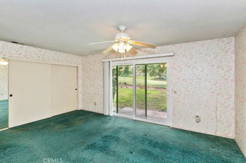 5576 Inner Circle Dr, Riverside CA  92506-3617 exterior