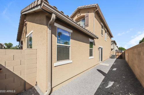 2629 73rd Dr, Phoenix AZ  85035-3253 exterior