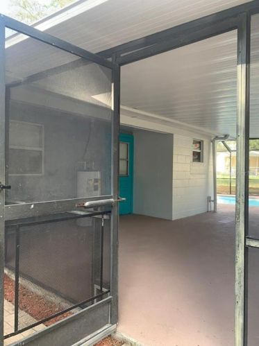 4416 Pocahontas Dr, Dade City FL 33523-9154 exterior