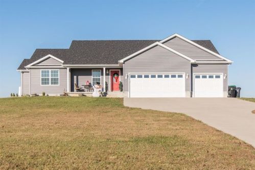 153 Crossing View Dr, Berea, KY 40403-8495