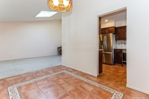 908 New Hyde Park Rd, New Hyde Park NY  11040-3205 exterior