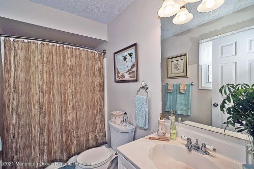 88 Moorage Ave, Berkeley Township NJ  08721-1878 exterior