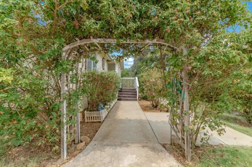 1802 Lewis Rd, Wheatland, CA 95692-9714