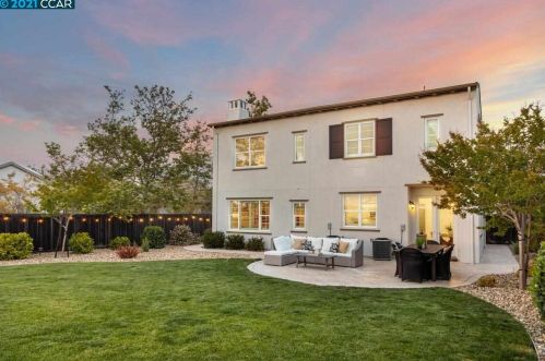 3333 Griffon St, Danville CA  94506-5007 exterior