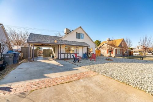 44327 Heaton Ave, Lancaster, CA 93534-4337