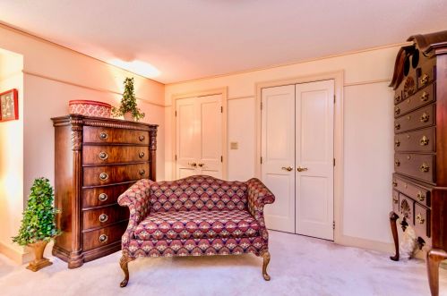 1 Hampton Ct, Mashpee MA 02649-2294 exterior