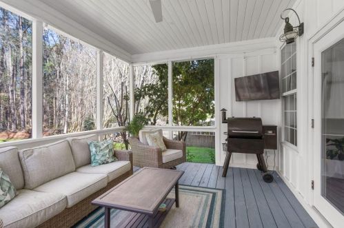 1405 Densmore Cir, Mount Pleasant SC  29466-9040 exterior
