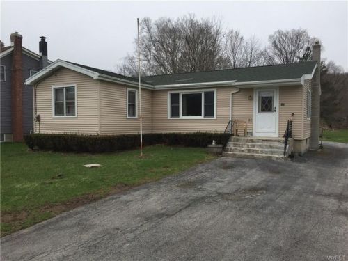 129 Maple St, Warsaw, NY 14569-1216