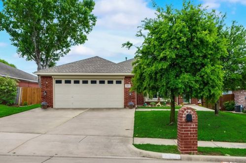 2612 Hilcroft Ave, Denton TX  76210-8019 exterior