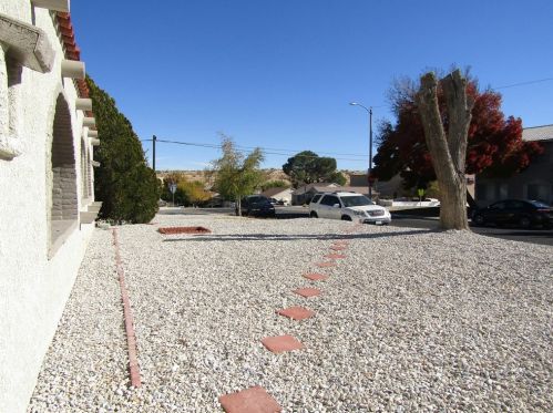 16688 Zenda St, Victorville CA  92395-3936 exterior