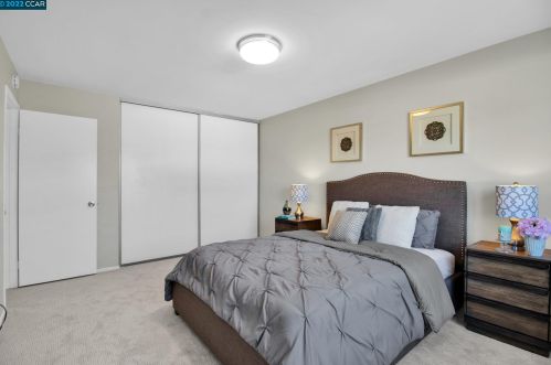 2474 Belvedere Ave, San Leandro CA  94577-6543 exterior