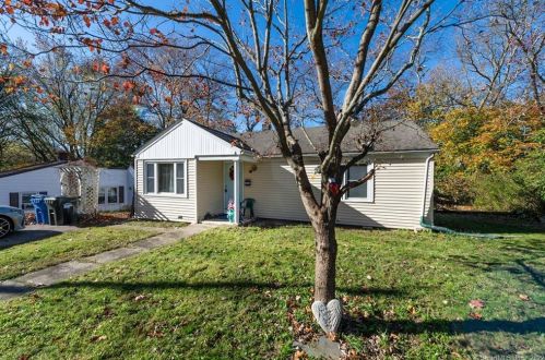 25 East Ave, Norwich, CT 06360-4003