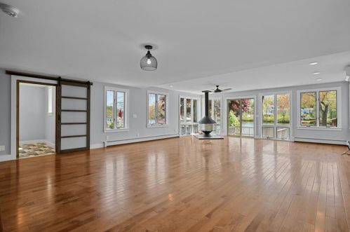 26 Pine Tree Rd, Coventry RI 02816-7001 exterior