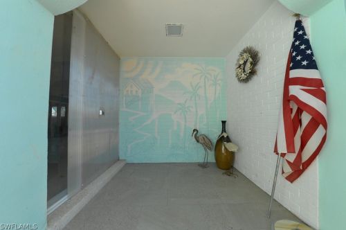 11 Clearview Blvd, Fort Myers Beach, FL 33931-4507