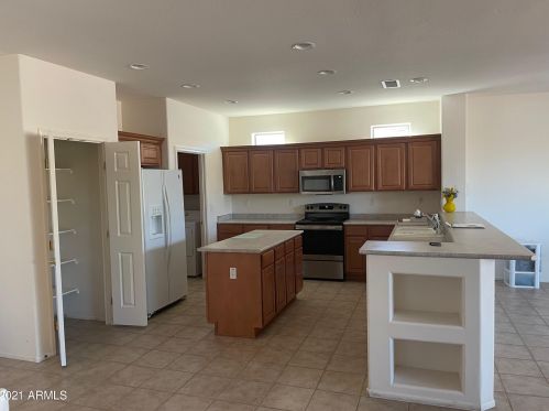 16672 Garwood Ct, Sun City, AZ 85387-8214