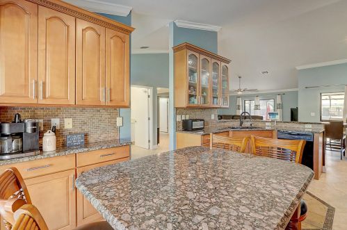 3202 Seaboard Ave, Palm City FL  34990-3107 exterior