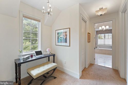 238 Valley Ridge Rd, Haverford PA  19041-2029 exterior