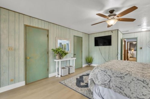 9020 Grove St, Elk Grove CA  95624-2318 exterior