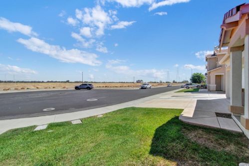 542 Twilight St, Vacaville CA  95688-8829 exterior