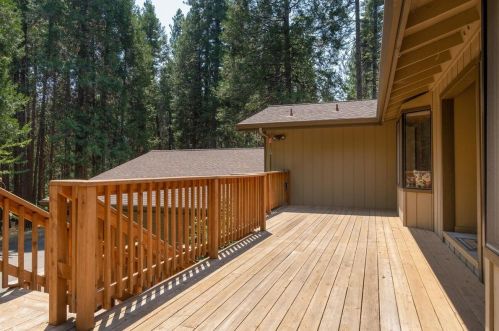 6832 Retreat Ln, Pacific House CA  95726-9465 exterior