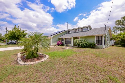 2417 Hinchman St, Fort Pierce, FL 34984-5070