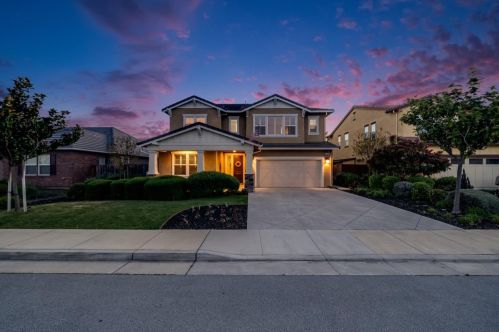 683 San Gabriel Ave, Morgan Hill, CA 95037-5291