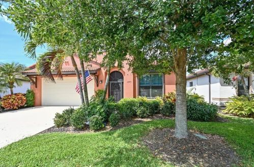 1245 Manado Dr, Naples, FL 34113-8470