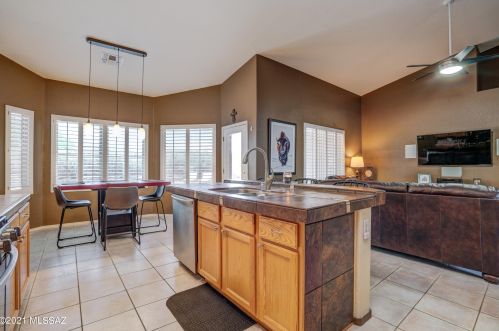 2317 Catalina View Dr, Tucson AZ  85742-4481 exterior