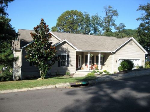 6 Pleasantview Dr, Shade, OH 45701-1446