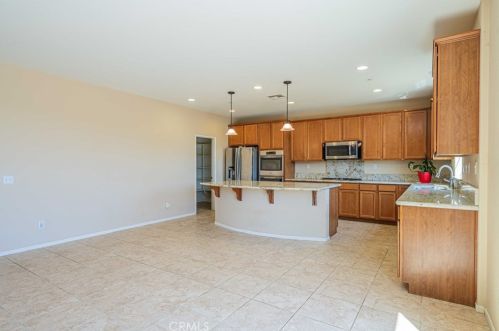 53187 Trailing Rose Dr, Lake Elsinore CA  92532-1660 exterior