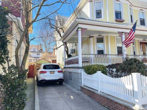 85-36 87th St, Jamaica, NY 11421-1302
