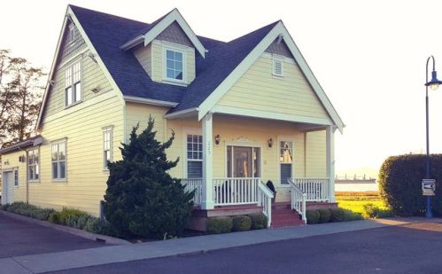 225 23rd St, Tongue Point, OR 97103-2229