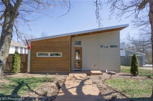 1046 College Ave, Fayetteville, AR 72701-6513