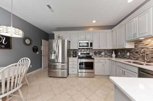2102 Traverse Crk Dr, Milford OH  45150-5050 exterior