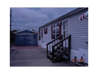 1817 Kepner Dr, Tarpon Springs, FL 34691-5438