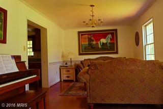 13325 Hershey Dr, Nokesville VA  20181-2809 exterior