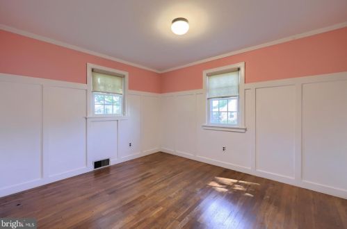 1898 Manor Ridge Dr, Lancaster PA  17603-4447 exterior