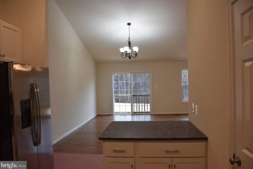 38 Grinnan Ln, Fredericksburg, VA 22406-4805