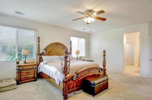 361 Majestic Dr, Hollister CA  95023-7032 exterior