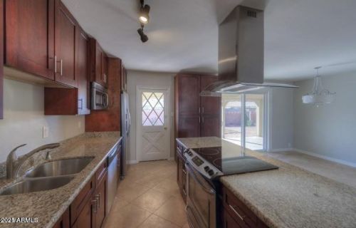 8323 Montecito Ave, Scottsdale AZ  85251-2812 exterior