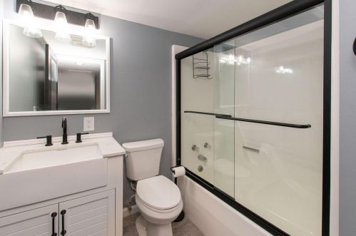 1259 Woodside Dr, Marion OH  43302-5745 exterior