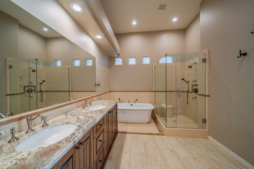 15549 Cactus Dr, Scottsdale AZ 85268-3166 exterior