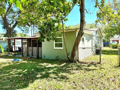 4734 Pilgrim Ln, Lakeland FL  33810-3627 exterior