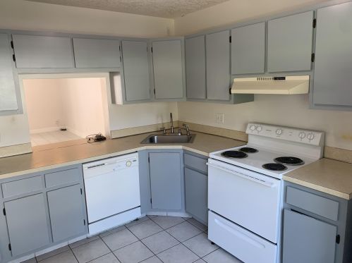 3715 Savoy Ln, West Palm Beach, FL 33417-1166