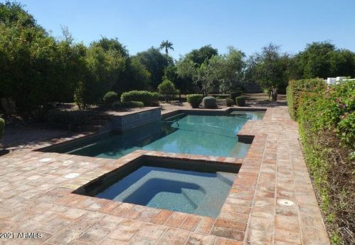 3843 Laurel St, Mesa, AZ 85215-2417