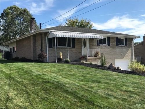 16 Martha Ave, Jeannette, PA 15644-1079
