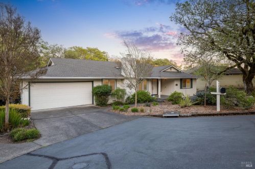 6421 Mesa Oaks Pl, Santa Rosa CA  95409-5840 exterior