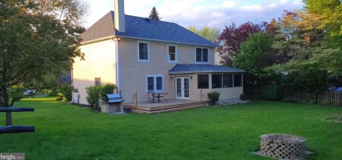 1607 Heather Dr, Downingtown, PA 19335-3577